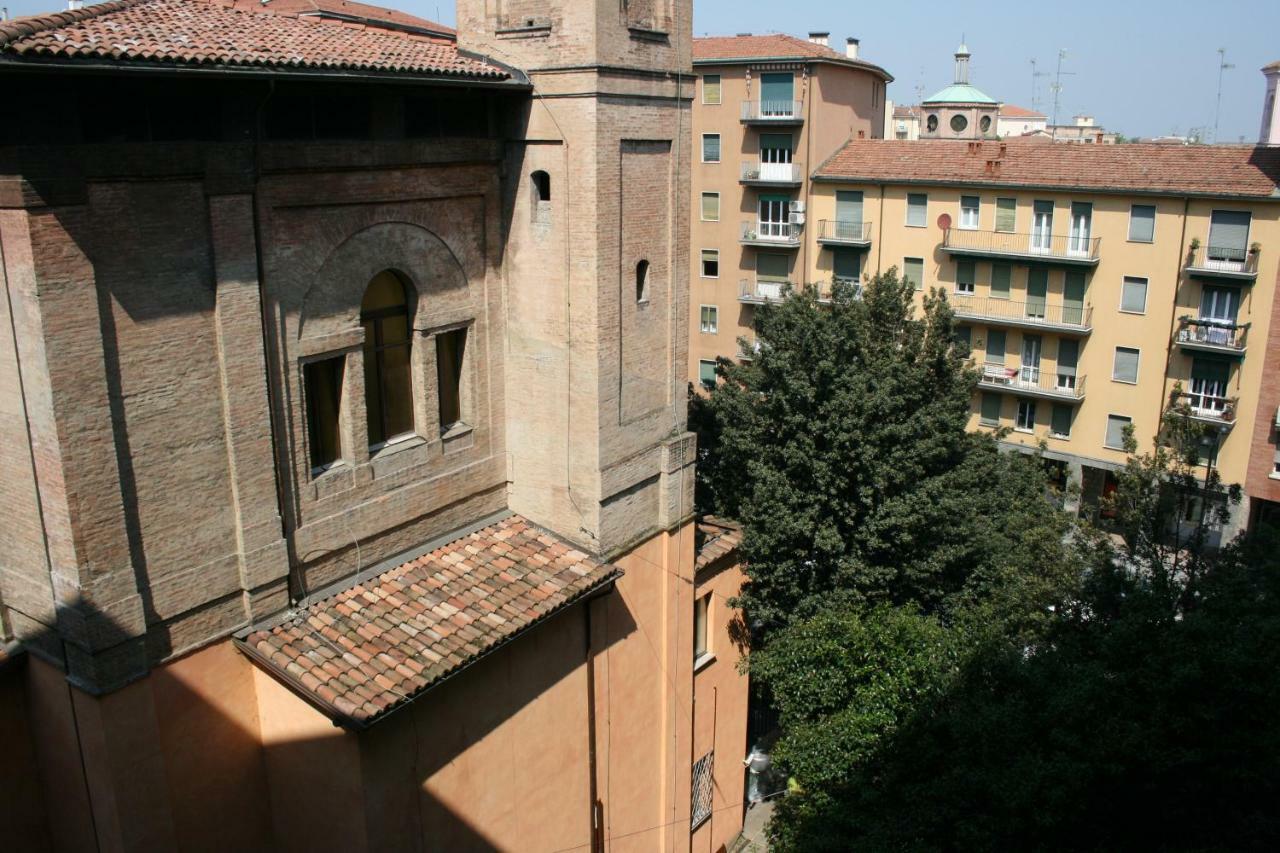 Appartamento 2 Torri Bologna Bagian luar foto