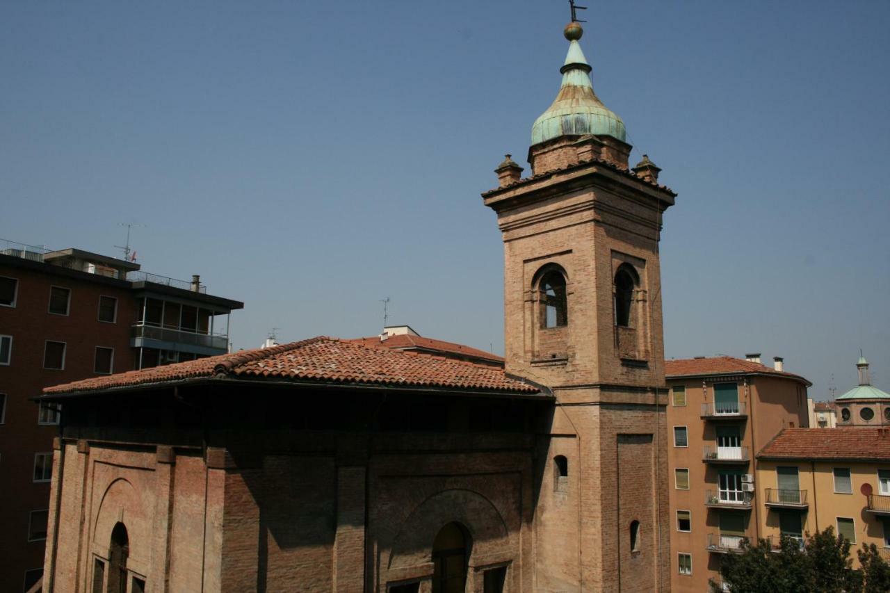 Appartamento 2 Torri Bologna Bagian luar foto